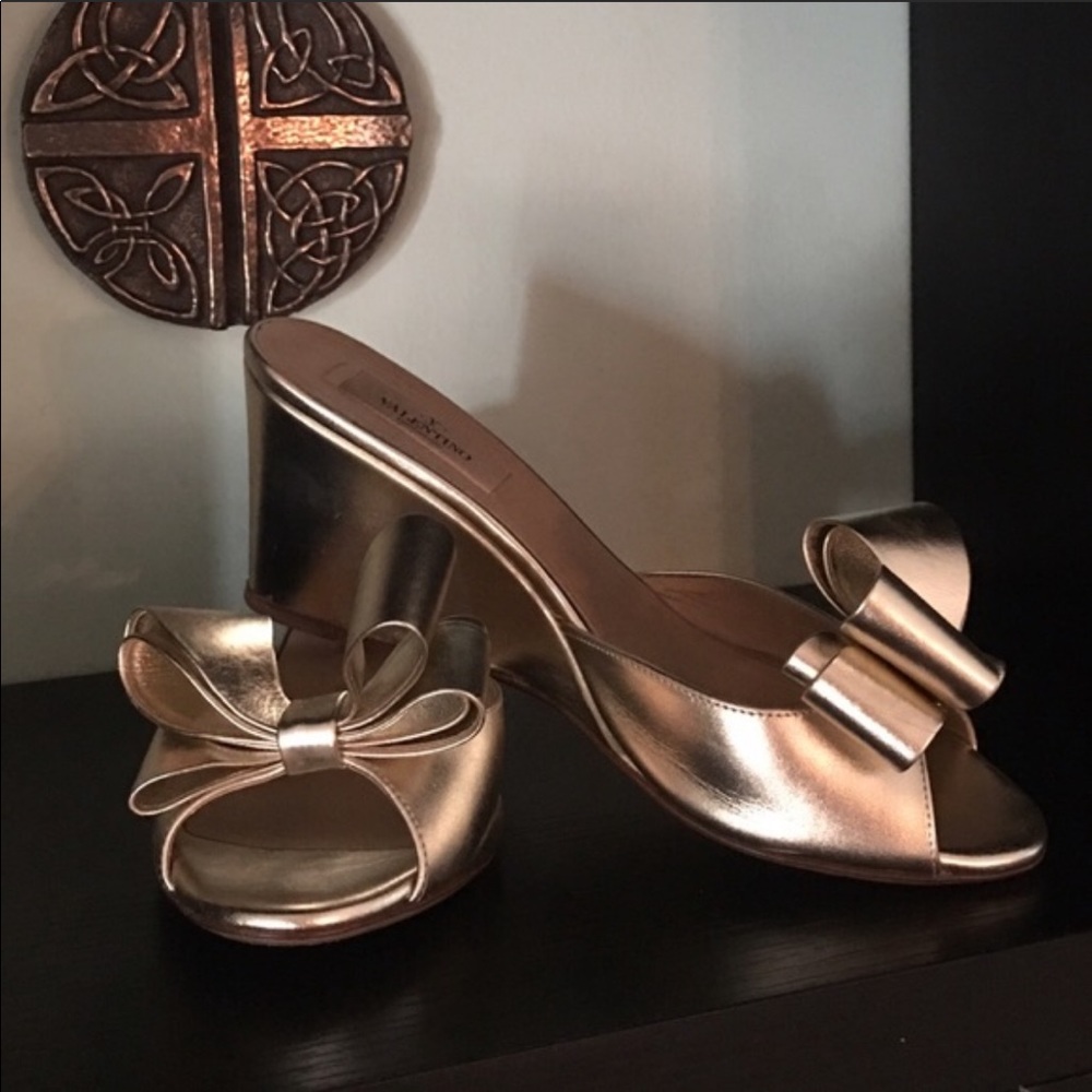 SOLD Valentino Gold Metallic Platforms 37 1/2EU